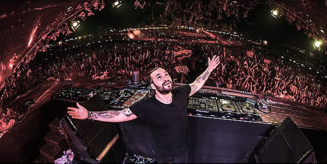 Steve-Angello-live-at-Tomorrowland-Brasil-2015