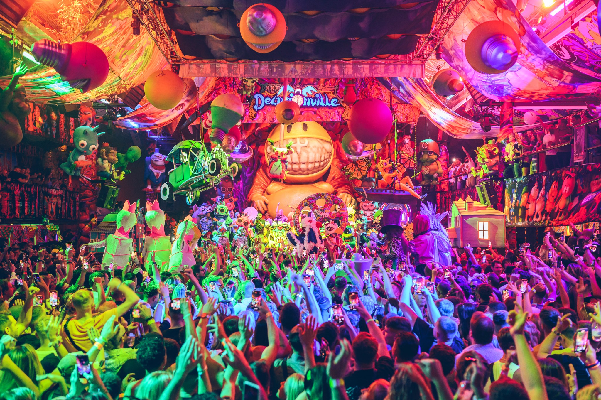 Le concept déjanté Elrow débarque ce samedi au Poney Club à Toulouse