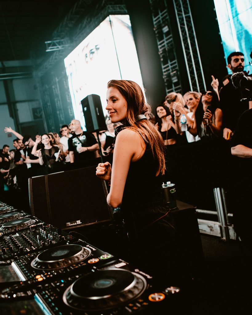 Photo de Charlotte de Witte, programmée au NeoPop Festival