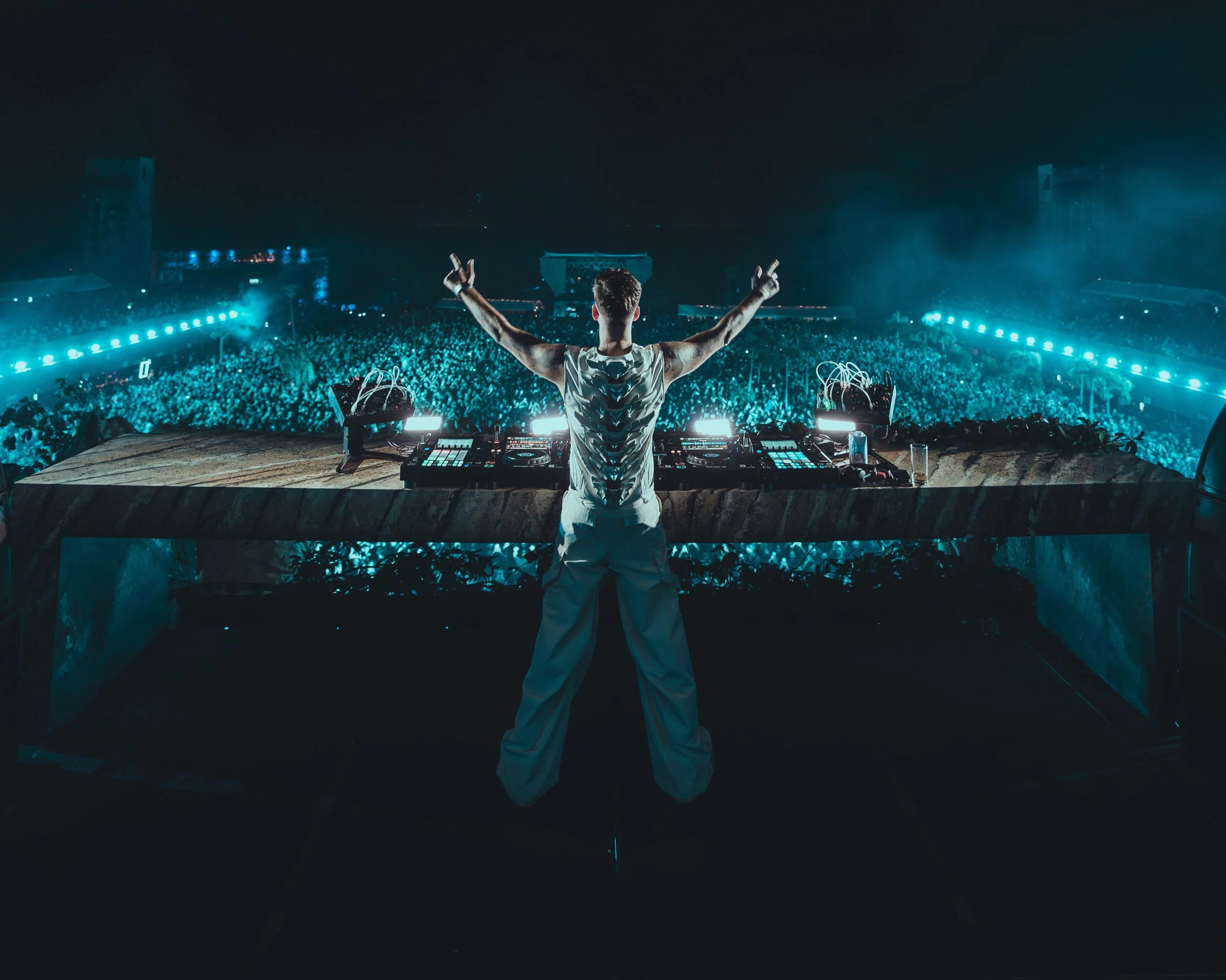 Anyma annonce un nouveau show devant les pyramides de Gizeh