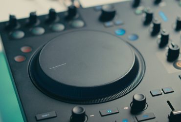Traktor MX2 by Native Instruments