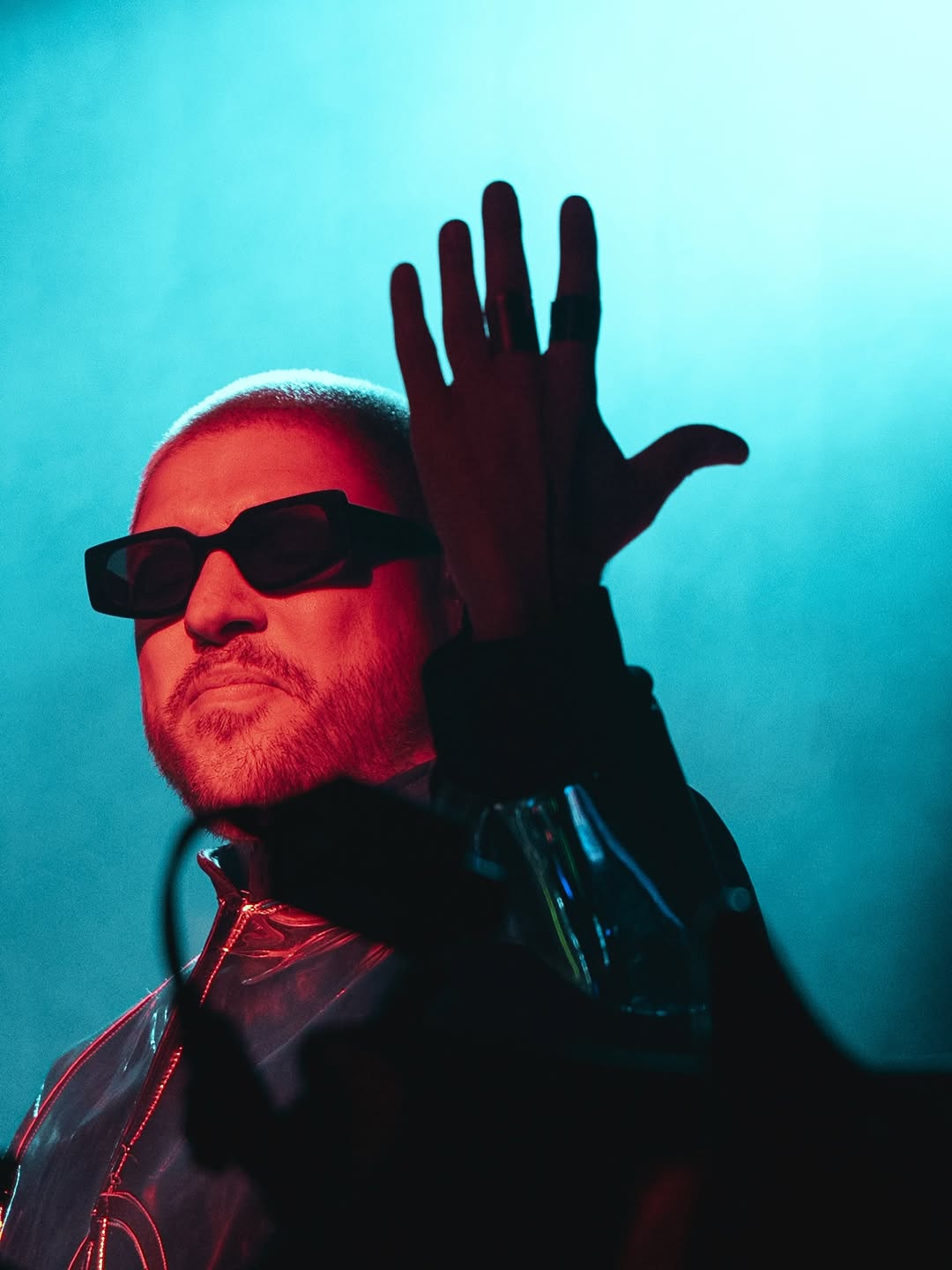 
		Commentaires sur Mosimann annonce son premier Accor Arena pour 2027 par Mosimann le parcours d'un DJ qui a su se réinventer		