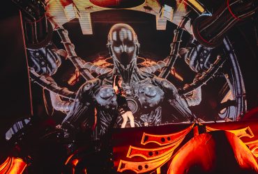 Hysta spotlight Defqon.1. Source : Hysta