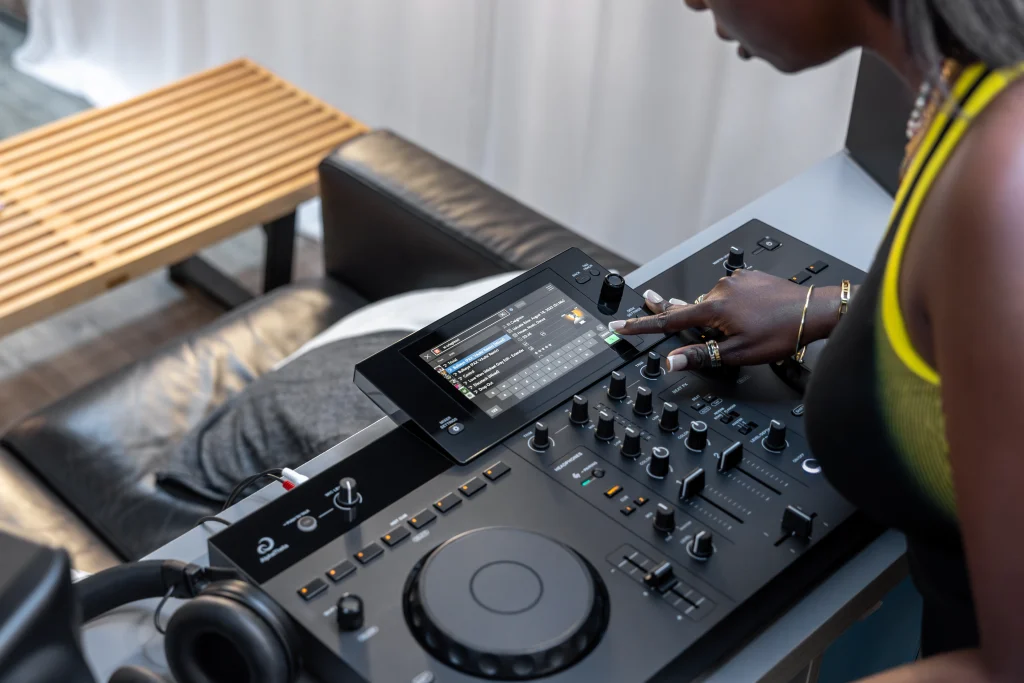 XDJ-AN par AlphaTheta / Source : AlphaTheta