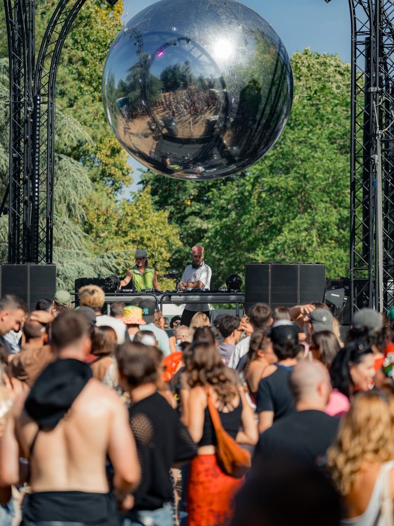 Madame Loyal x Elektric Park 2026 / Source : @toff_sz