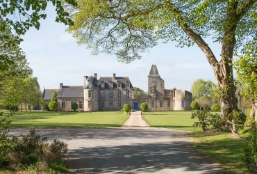 Château du Bois-Guy – Parigné, Ille-et-Vilaine / Source : bois-guy.fr