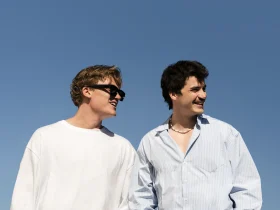 Henri PFR et Carston, 'Make Love' / Photo : Adore Music