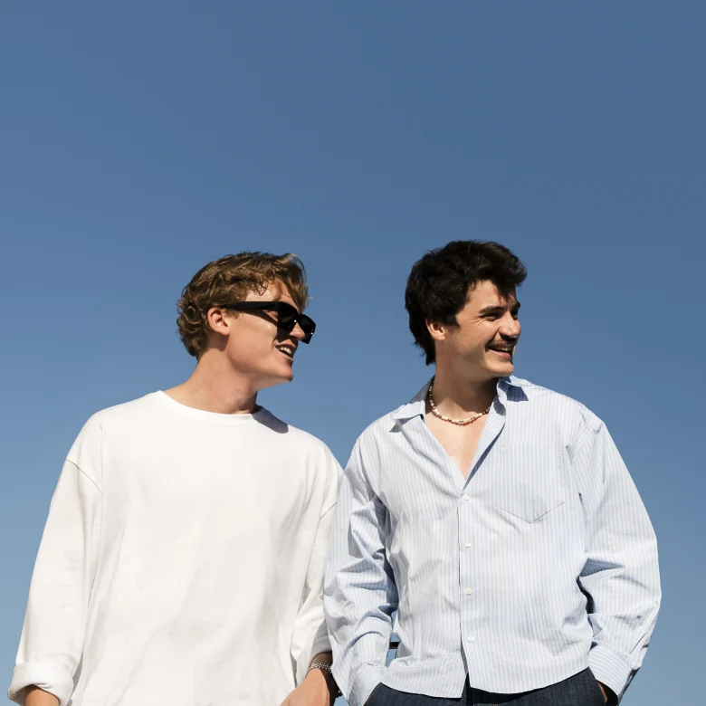 Henri PFR et Carston, 'Make Love' / Photo : Adore Music